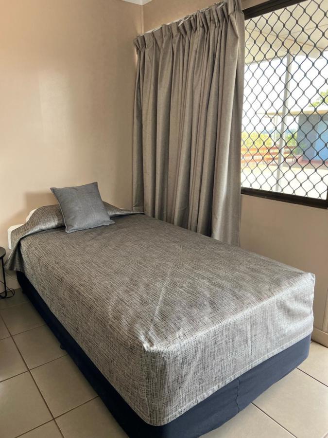 Childers Budget Accommodation Екстериор снимка